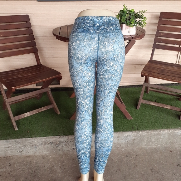 Joy Lab Full Length Workout Leggings Size Medium - Picture 3 of 5